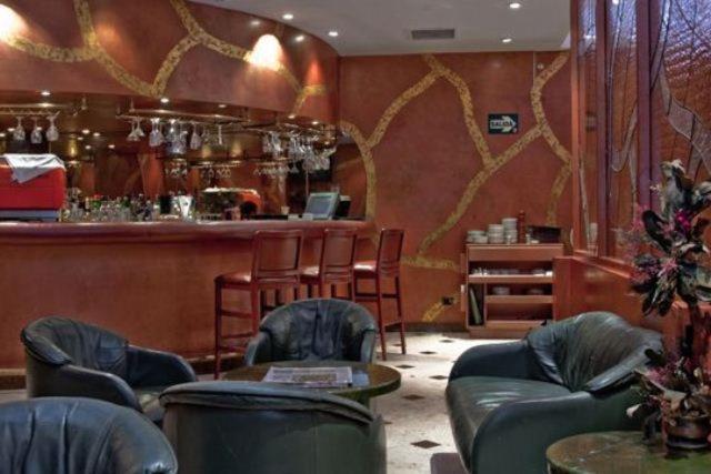 Hotel Maria Angola Lima Luaran gambar