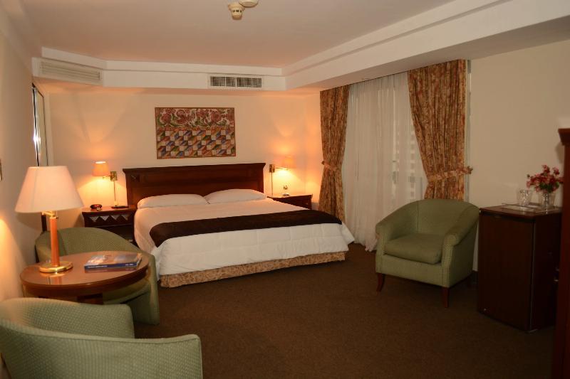 Hotel Maria Angola Lima Luaran gambar